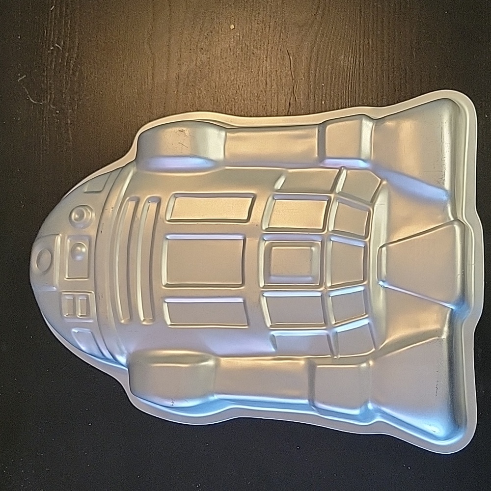 Wilton R2D2 cake pan - Vintage 1980